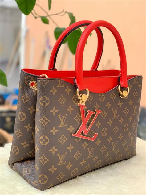 sac rouge louis vuitton